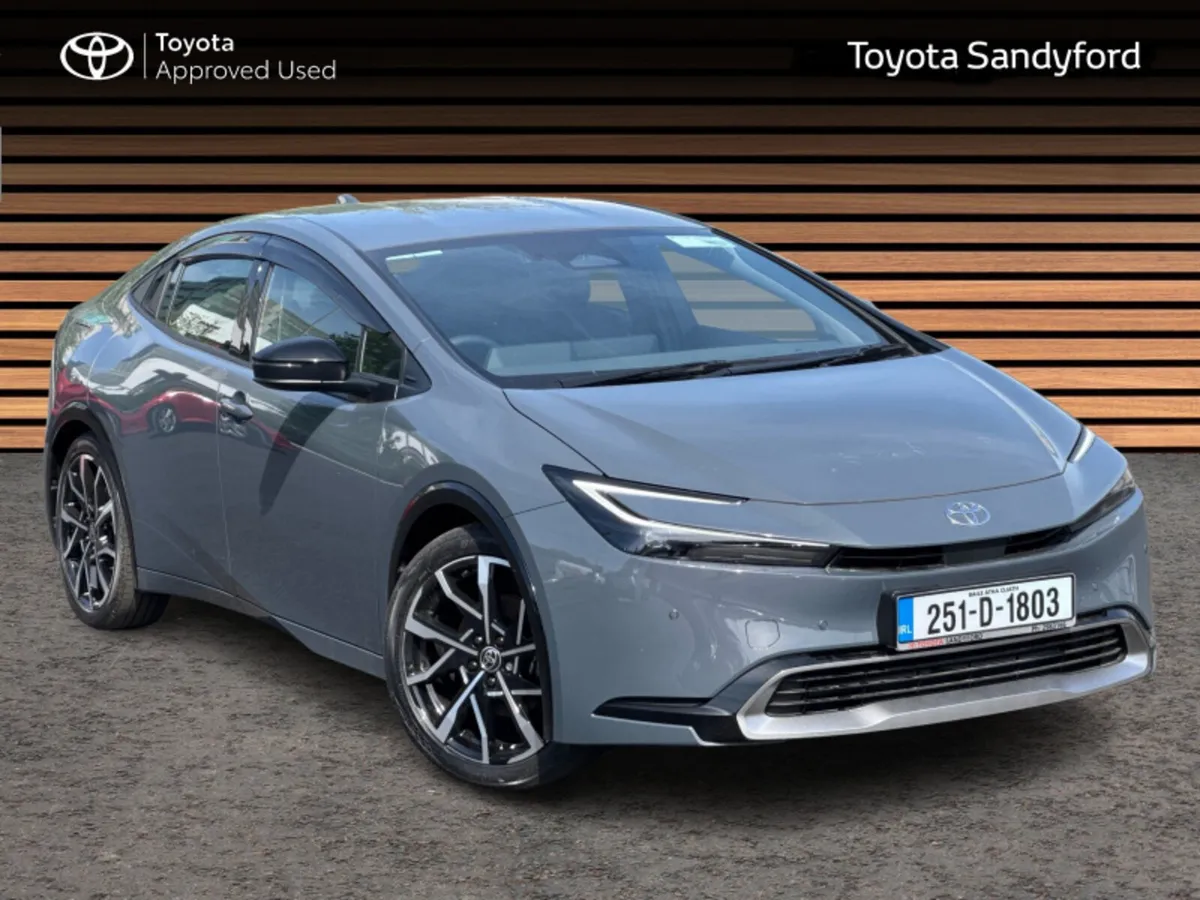 Toyota Prius NEW GENERATION PHEV // FULL LEATHER H - Image 1