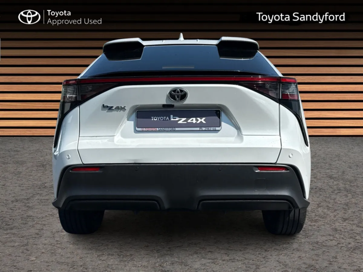 Toyota bZ4X SPORT 11KW EV AUTOMATIC // HEATED SEAT - Image 4