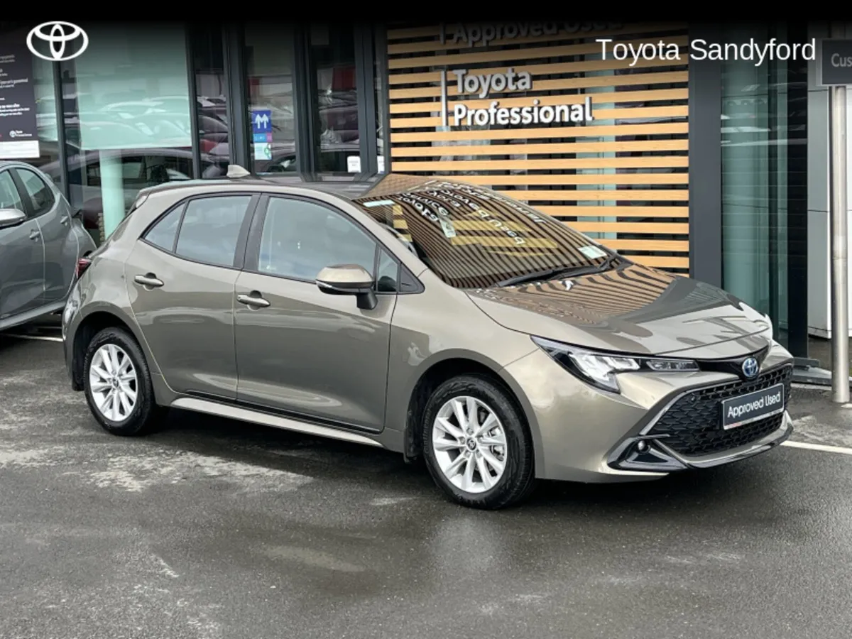 Toyota Corolla HYBRID LUNA HATCHBACK // REAR CAMER - Image 1