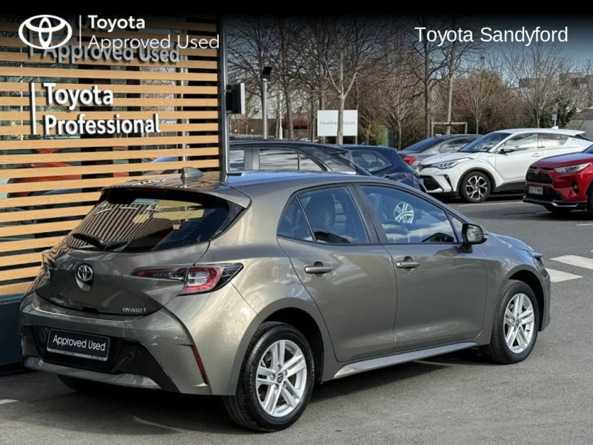 Toyota Corolla HYBRID LUNA HATCHBACK // REAR CAMER - Image 2