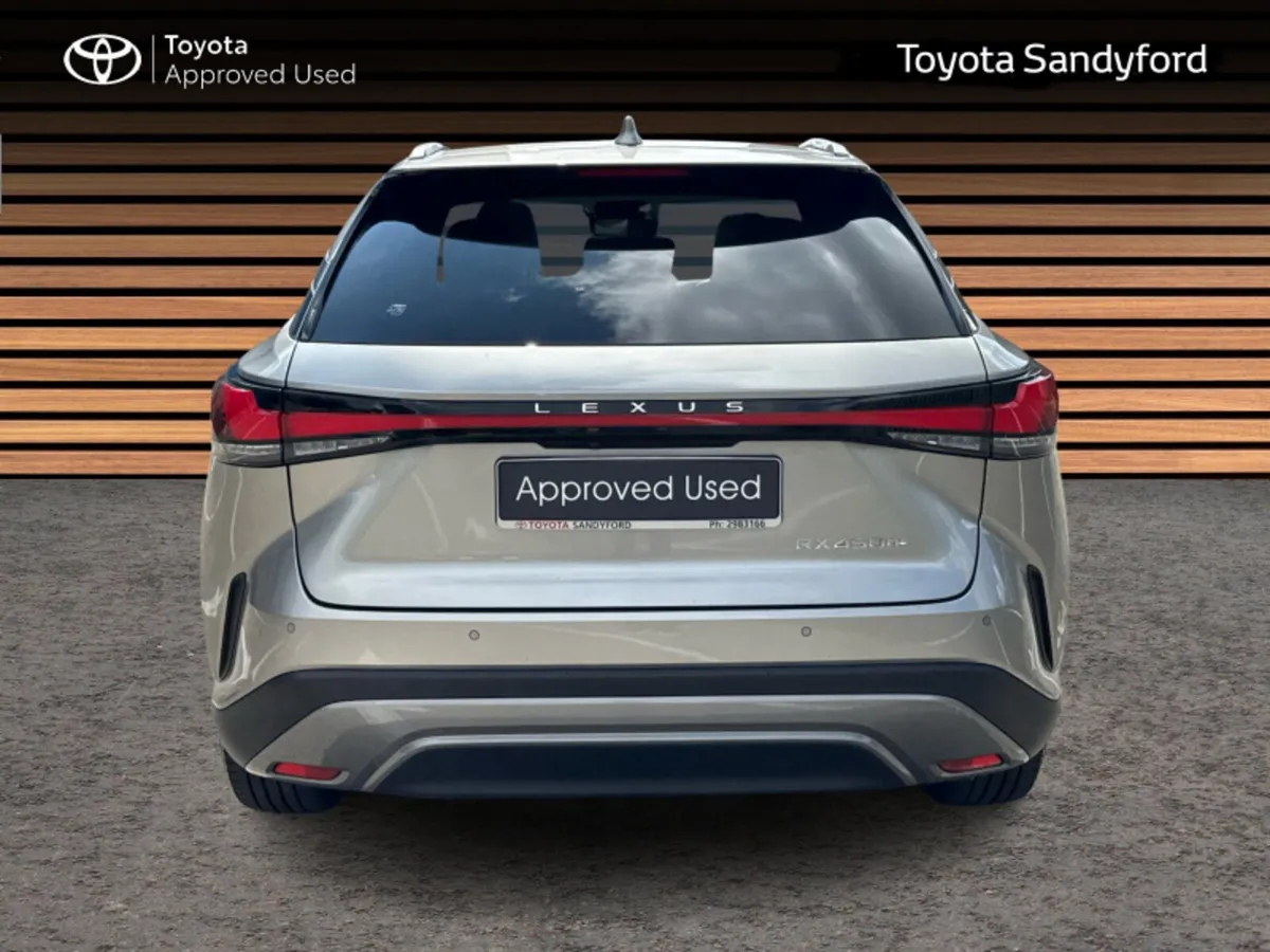 Lexus RX 450h+ PHEV LUXURY // PAN ROOF // HEATED & - Image 4