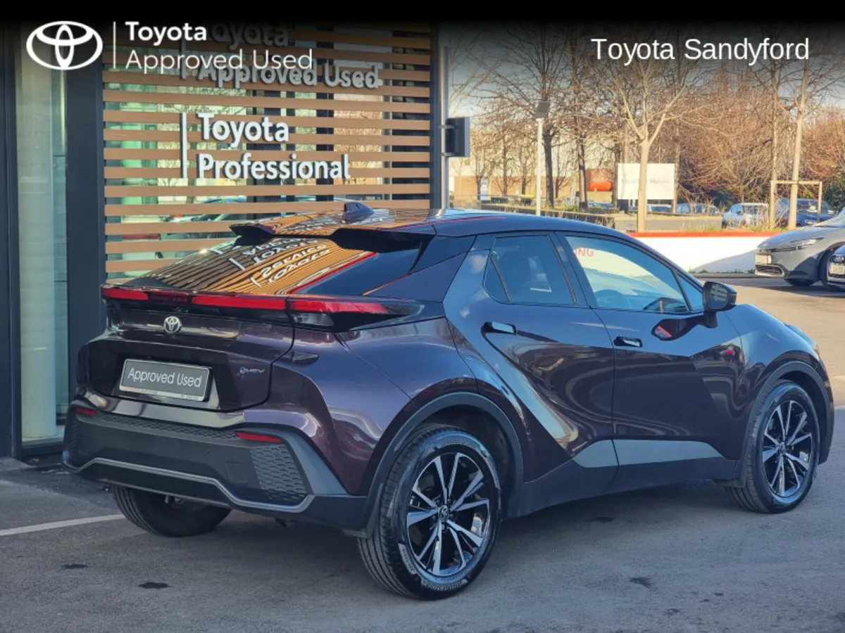 Toyota C-HR NEW MODEL HYBRID SPORT // HEATED SEATS - Image 2