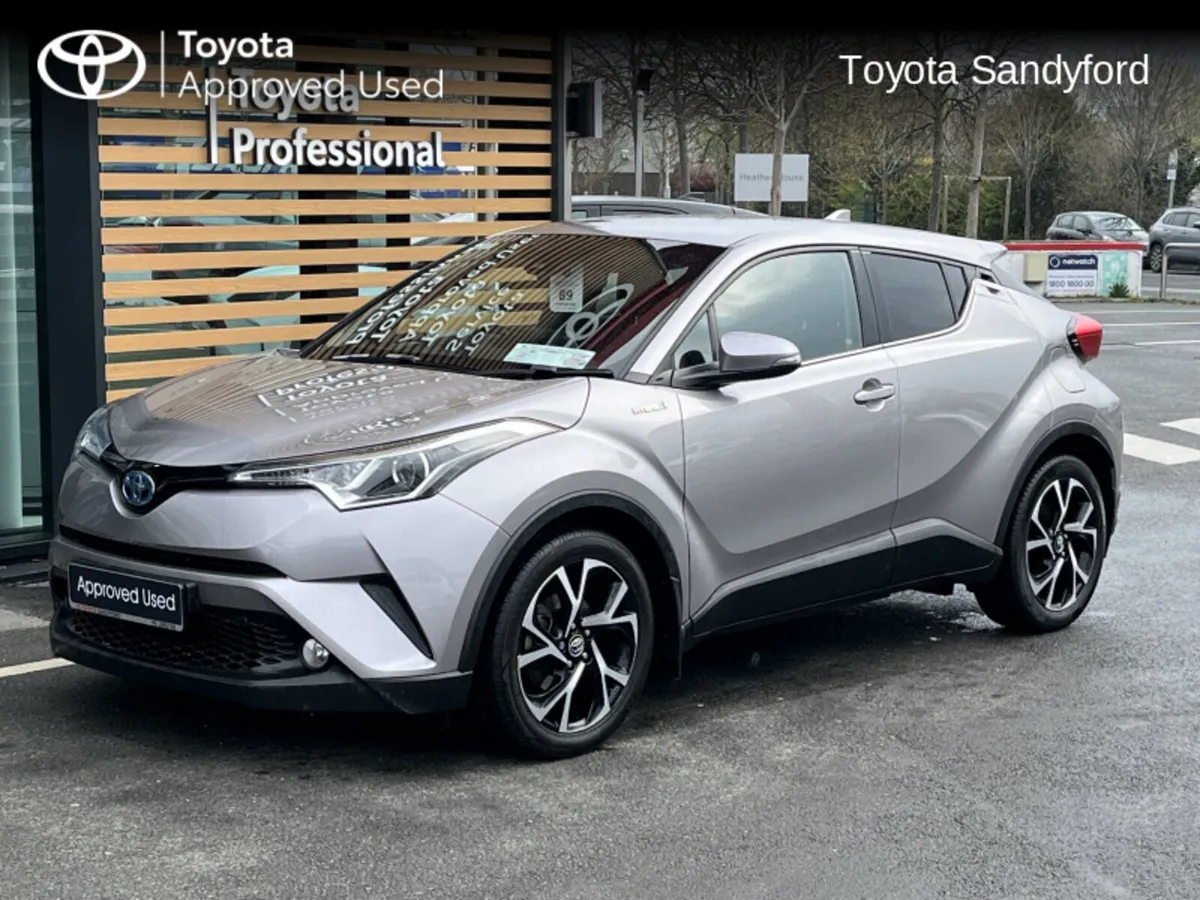 Toyota C-HR HYBRID SPORT // REAR CAMERA // BLUETOO - Image 4