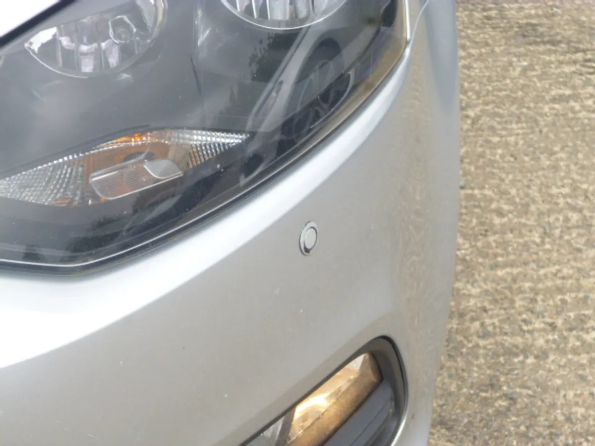 VW Polo 1.0 60HP Trendline 5 DR  2016 - Image 4