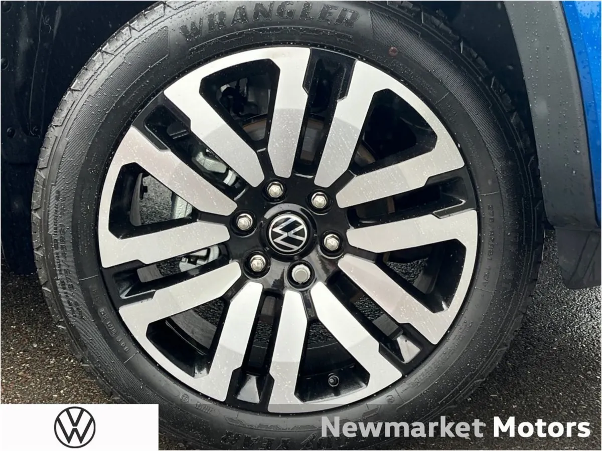 Volkswagen Amarok 252 Registration Aventura 3.0 D - Image 2