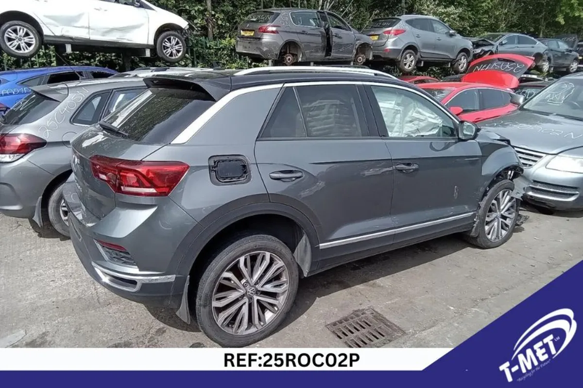2019 VOLKSWAGEN T-ROC BREAKING FOR PARTS - Image 1