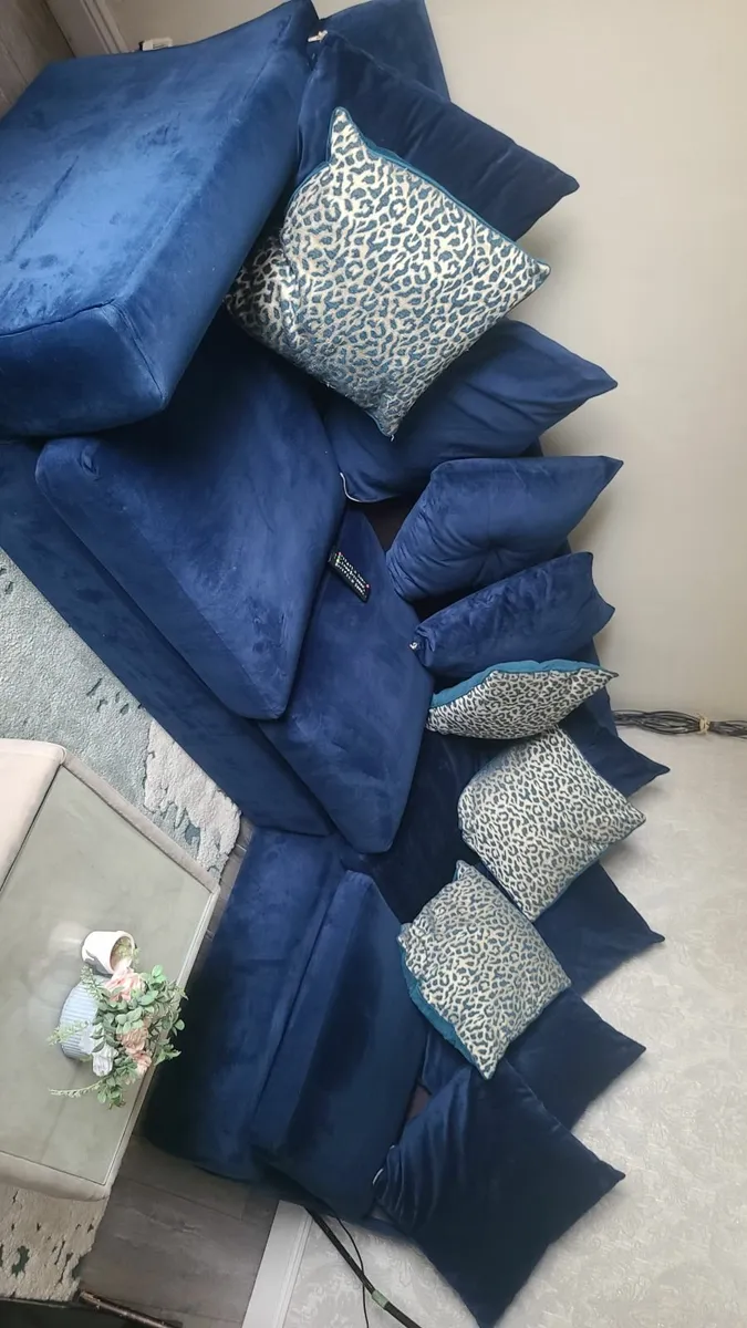 Sofa - Image 2
