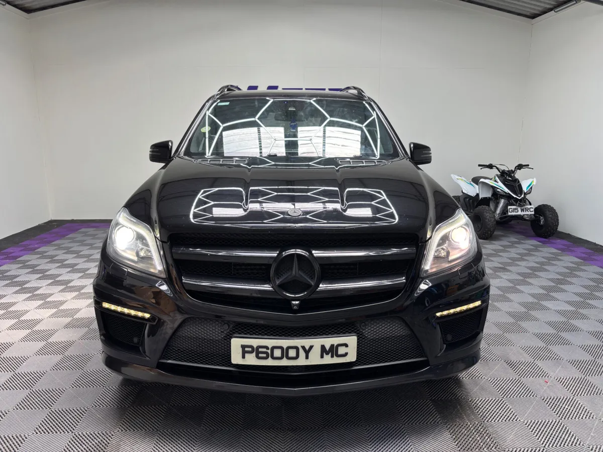 Mercedes-Benz GL-Class 2016 - Image 2