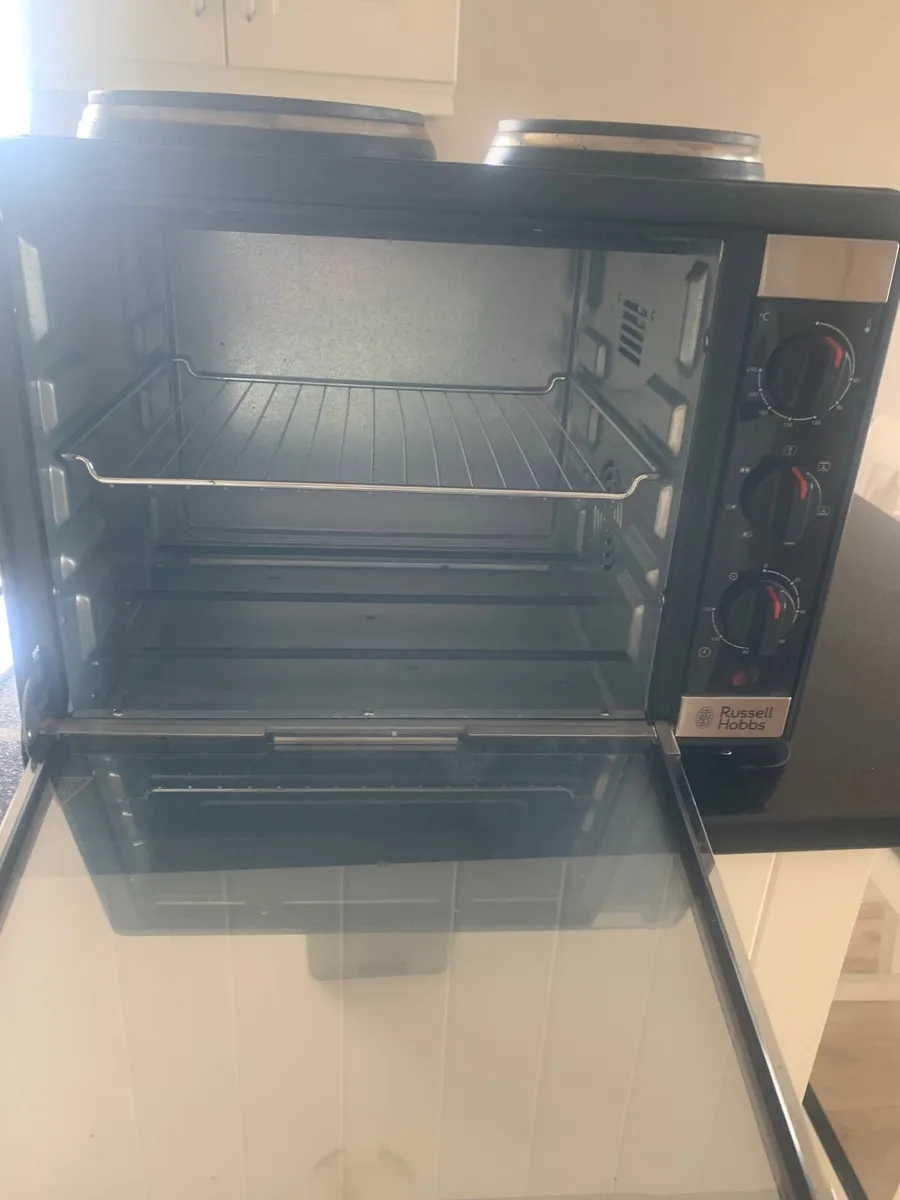Mini Kitchen - Image 2