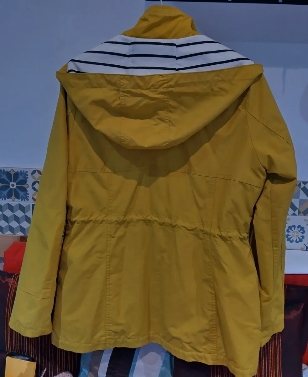 Hooded jacket - Image 2