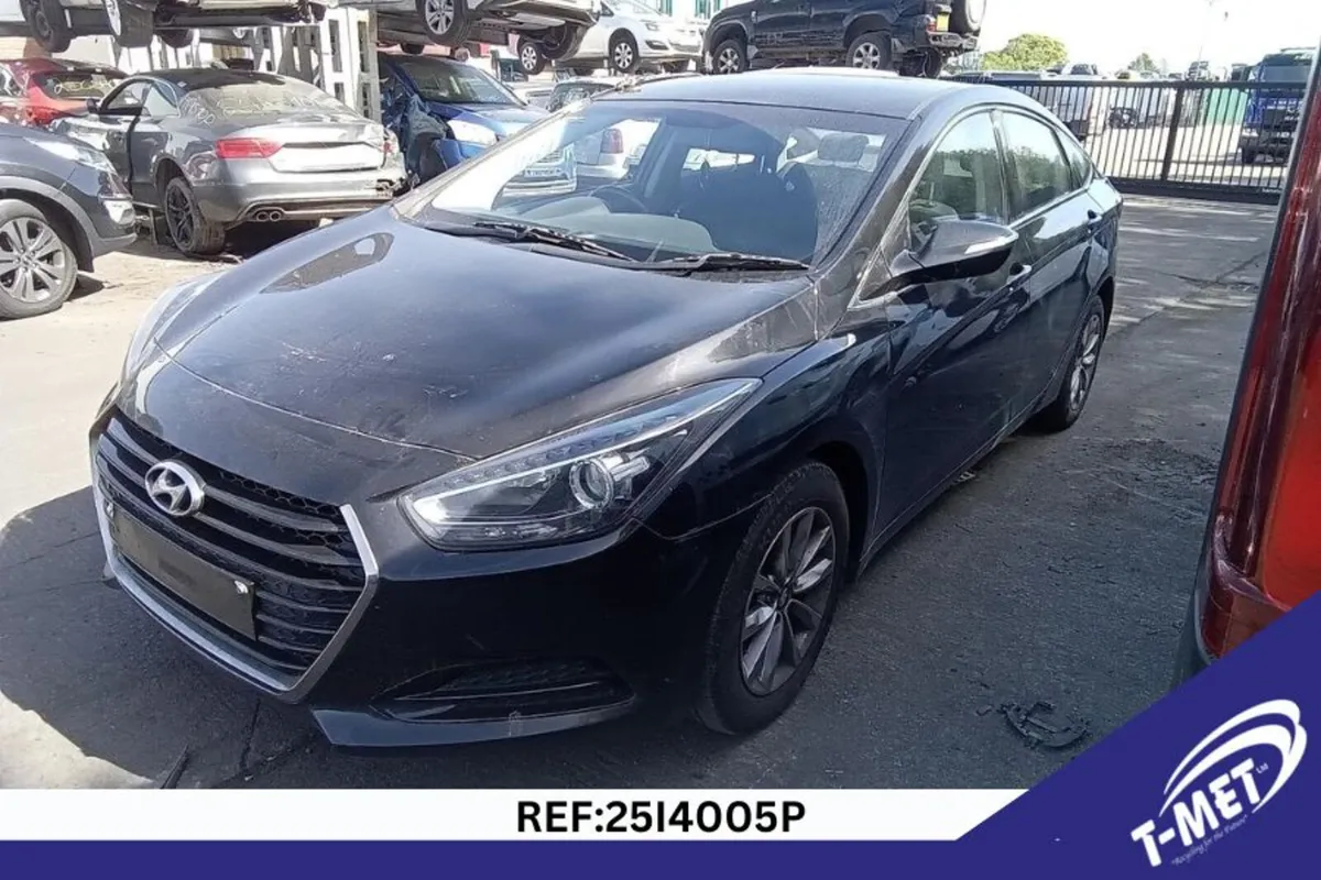 2016 HYUNDAI I40 BREAKING FOR PARTS - Image 3