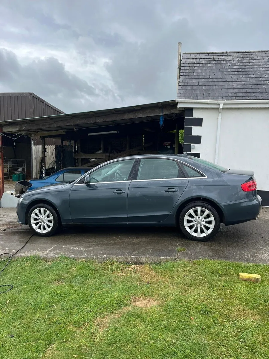 Audi A4 2009 - Image 1