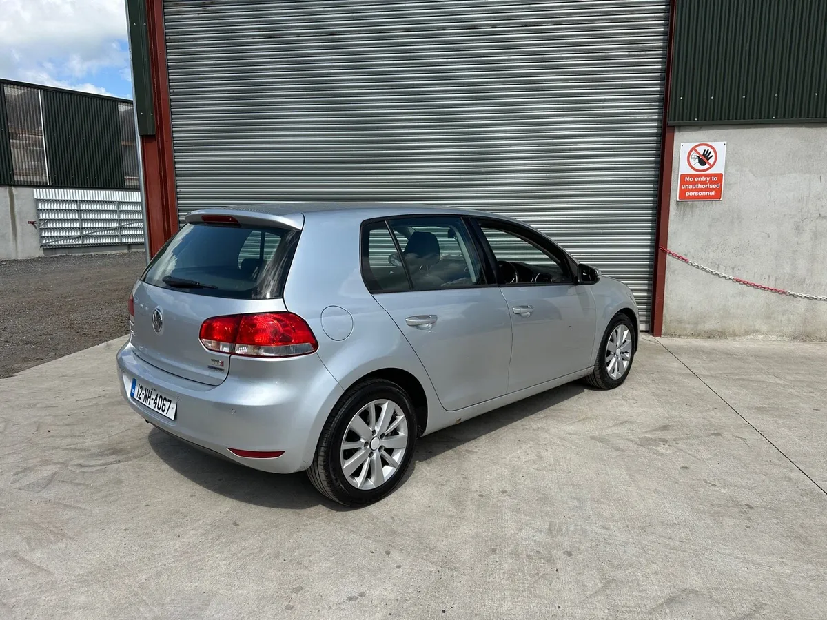 Volkswagen Golf - Image 2