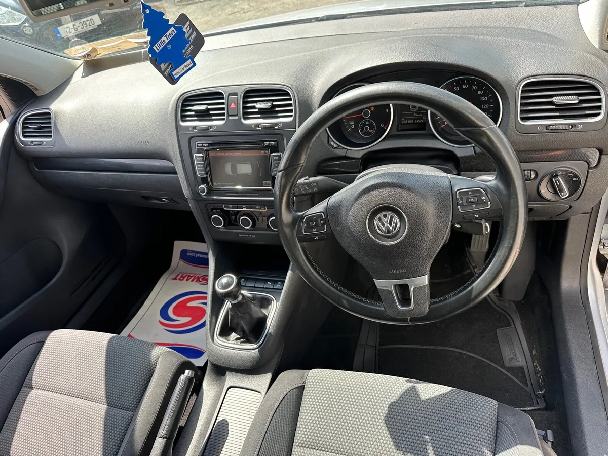 Volkswagen Golf - Image 3