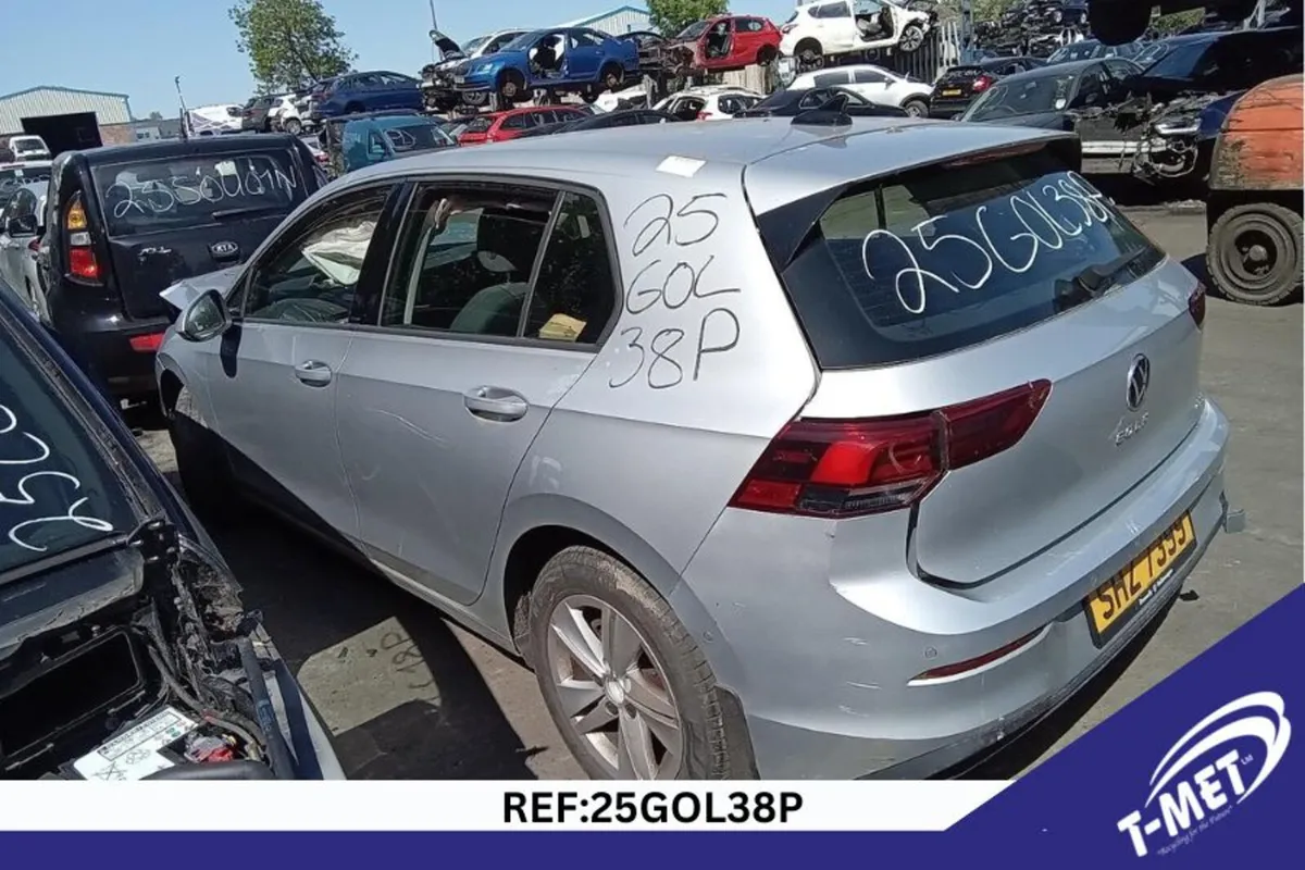 2021 VOLKSWAGEN GOLF BREAKING FOR PARTS - Image 1