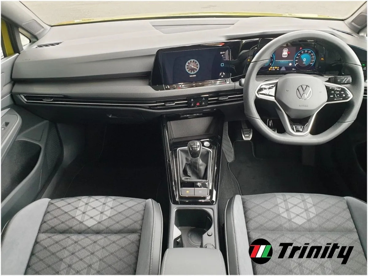 Volkswagen Golf R-line 1.5 TSI 130 BHP Stunning H - Image 2