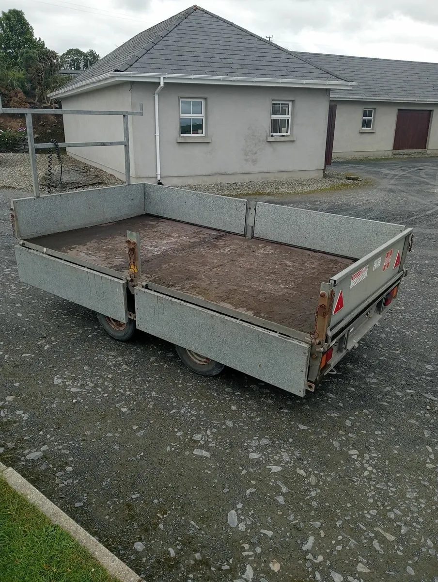 Trailer - Image 4