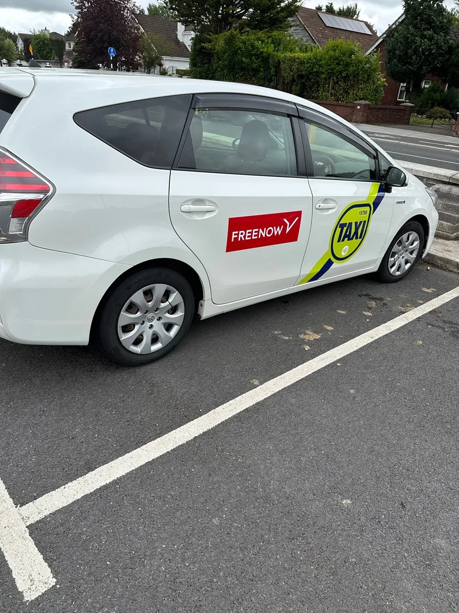 Taxi - Image 2