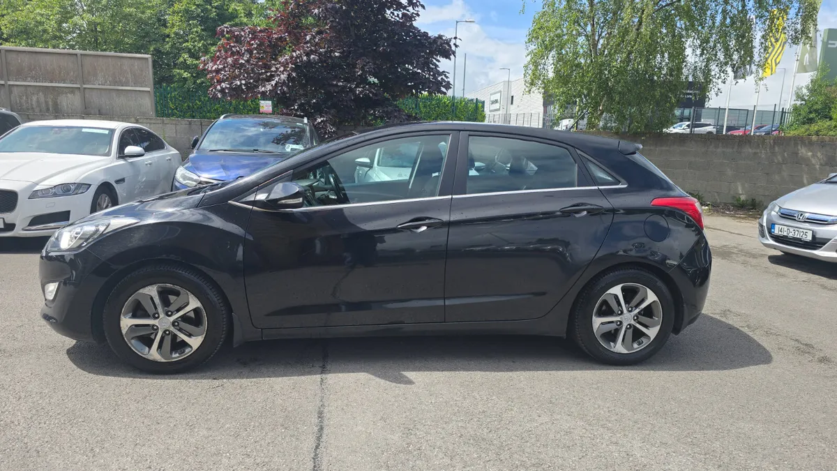 2015,Hyundai I30 1.6 Deluxe 5DR, Parking Sensors - Image 2