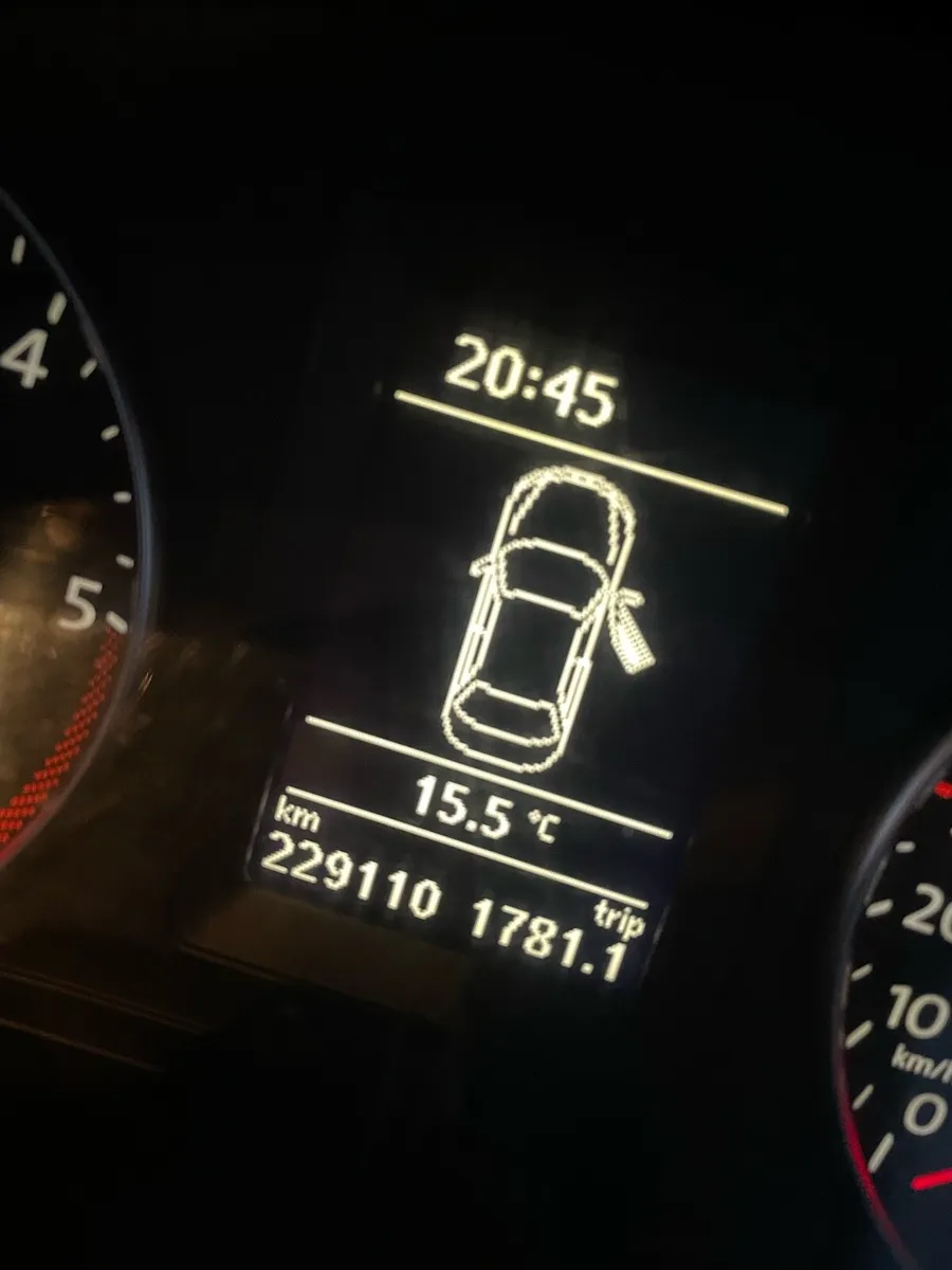 Mk 5 Volkswagen Jetta - Image 4