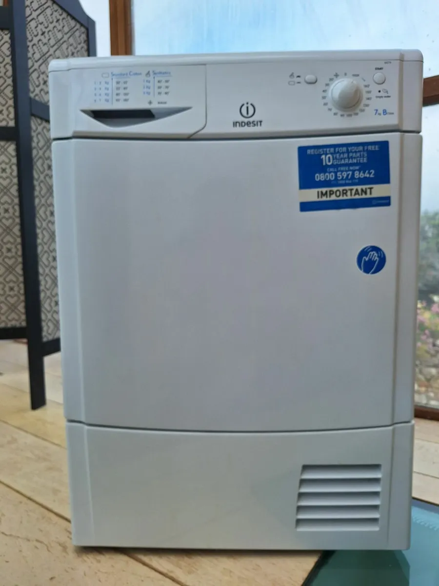 Indesit condenser dryer - Image 2