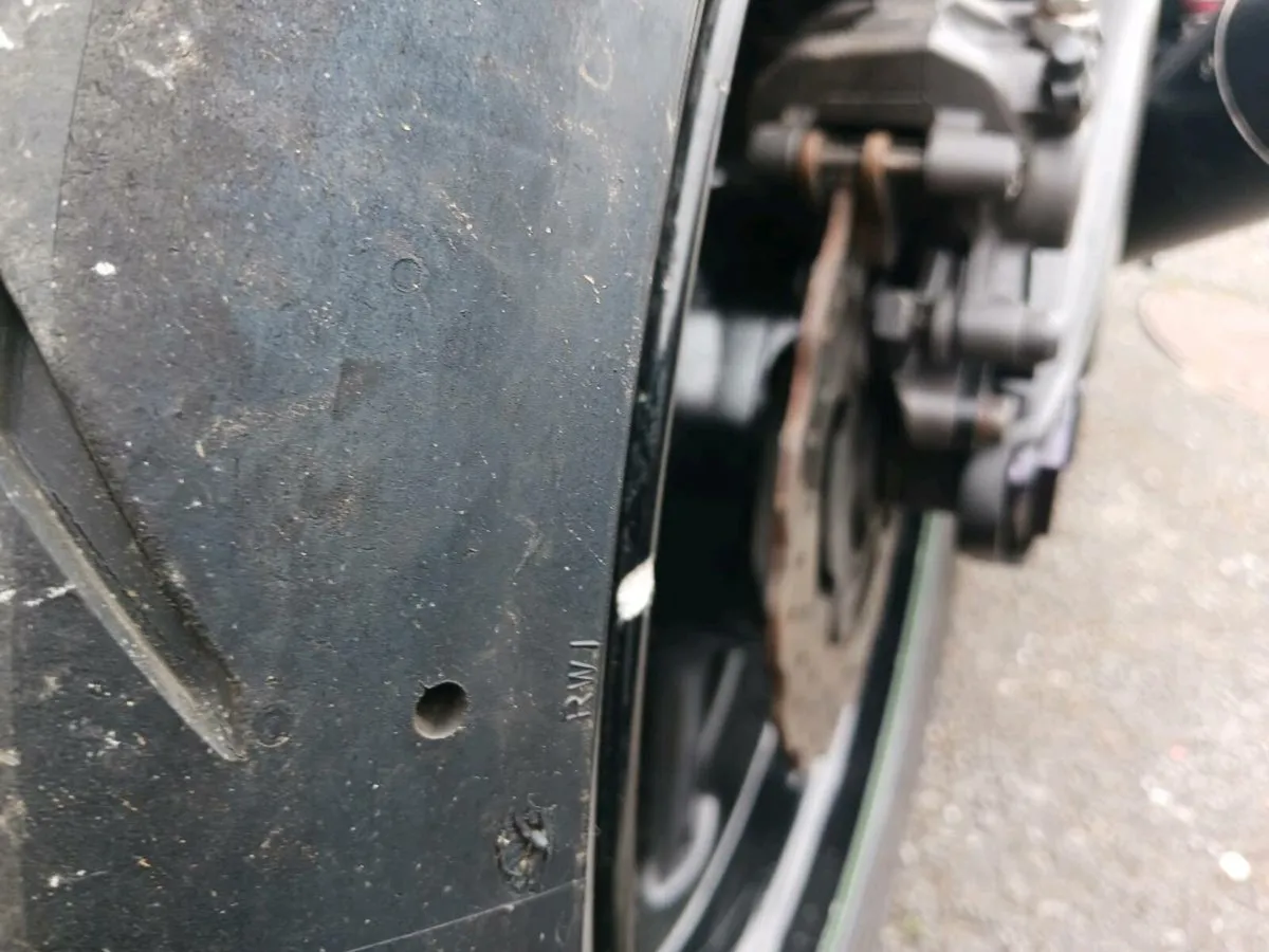 131 Kawasaki zx10r/zx12r - Image 3