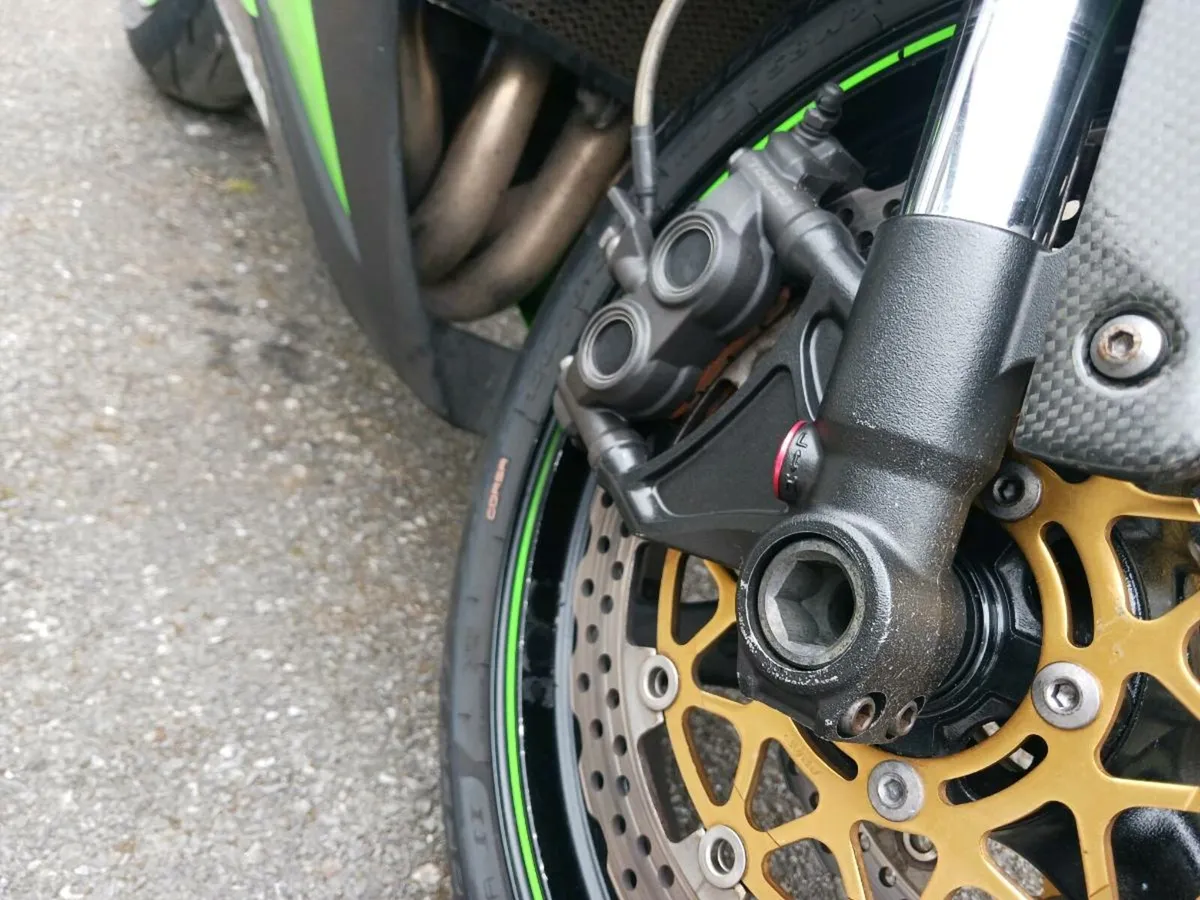 131 Kawasaki zx10r/zx12r - Image 4