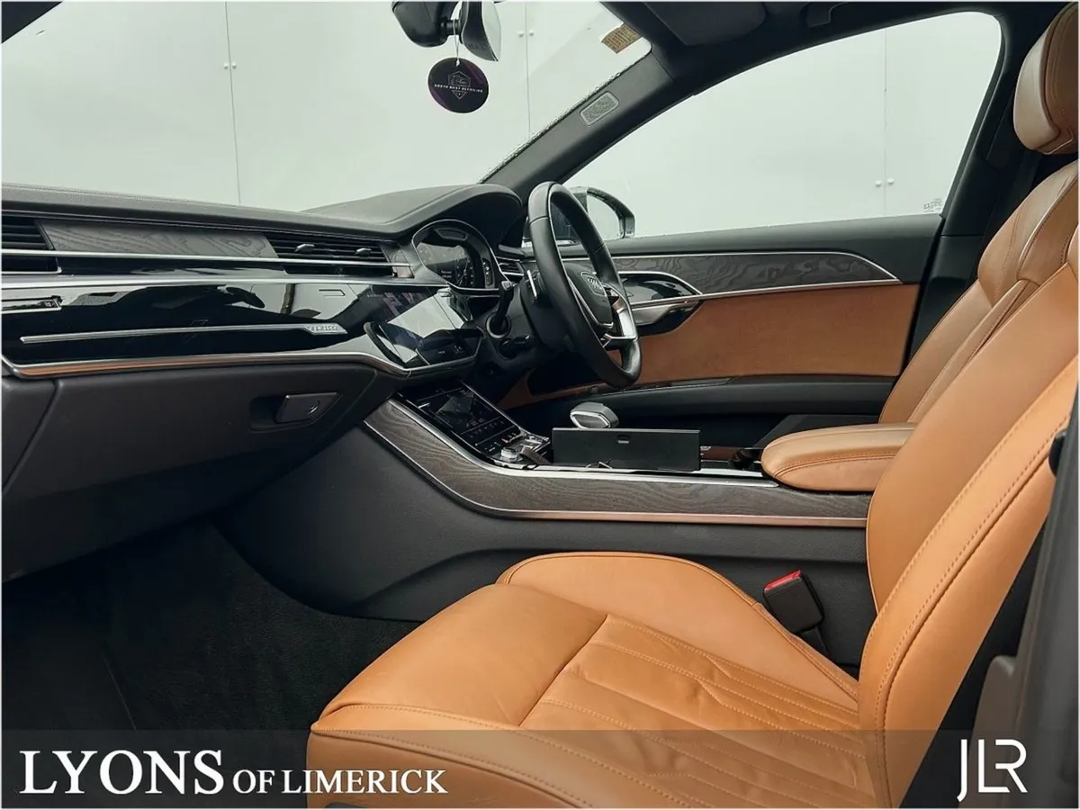 Audi A8 60 Tfsi E Quattro Luxury - Image 3