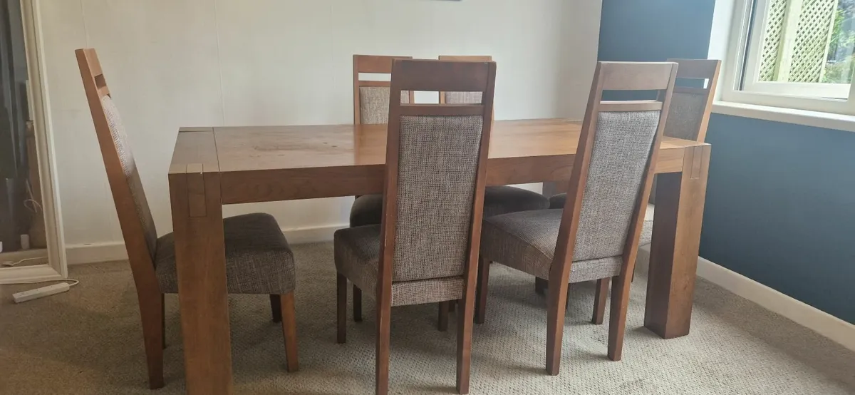 Dining Table with 6 chairs - Image 2