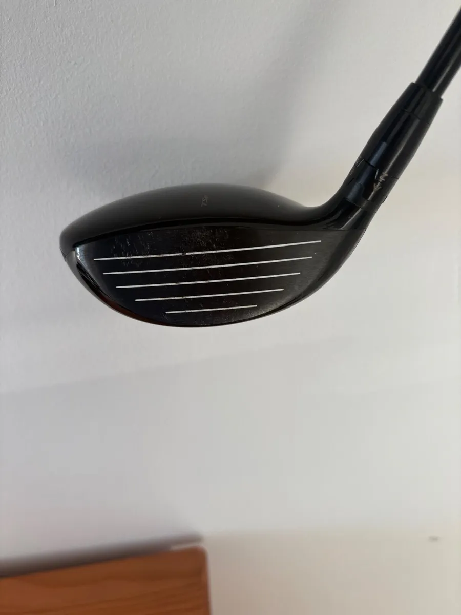 Titleist TSR2 3wood - Image 3