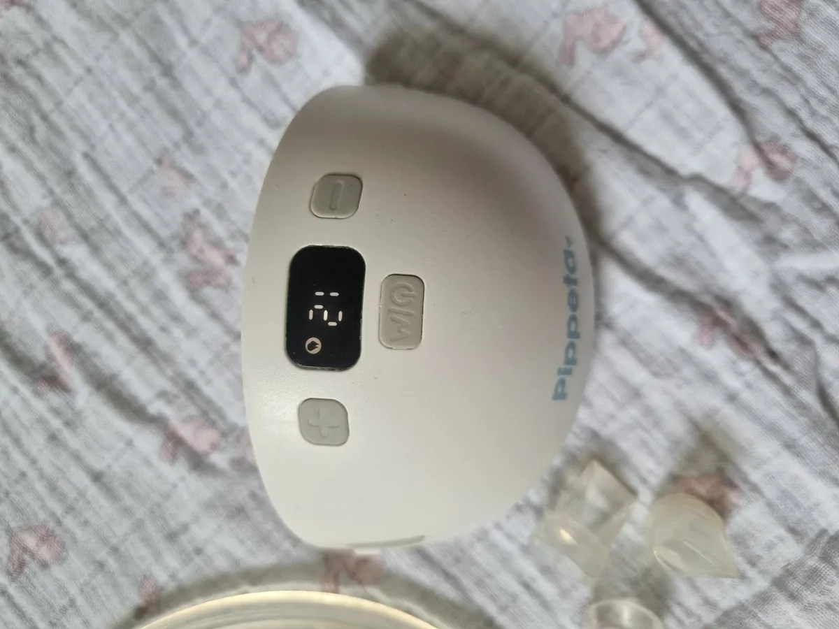 Handsfree Pippeta Breast Pump - Image 3