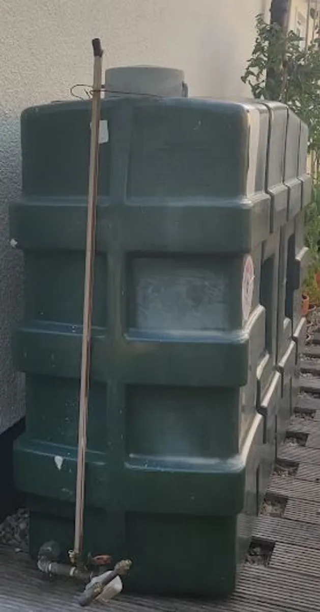 1000L Oil Tank - Image 1