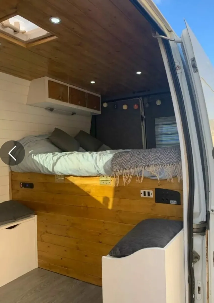 Campervan - Image 3