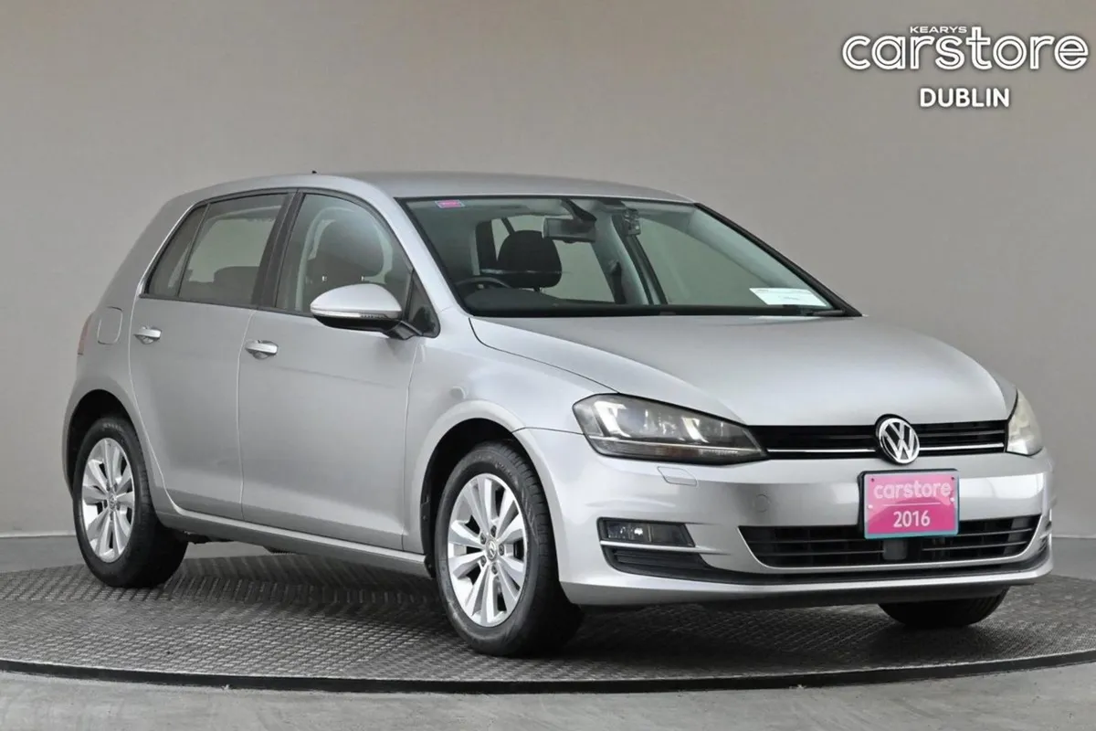 Volkswagen Golf 1.2 TSI DSG MK7 Comfortline  reve - Image 1