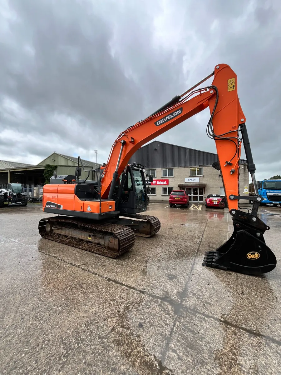 Doosan Dx 140 LCR - Image 1