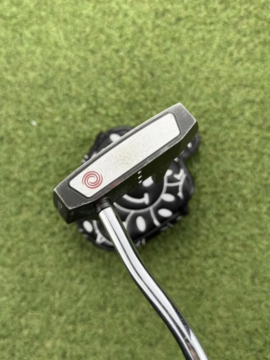 ODYSSEY VERSA 7 PUTTER / 34″ - Image 3