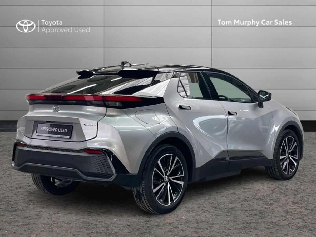 Toyota C-HR C-HR PHEV SOL - Image 2