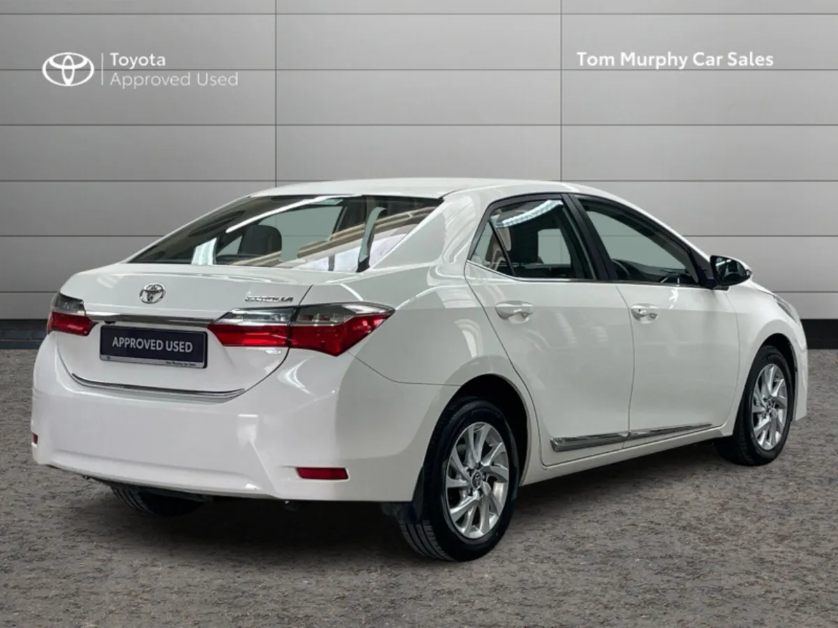 Toyota Corolla COROLLA 1.4 D4D LUNA - Image 2