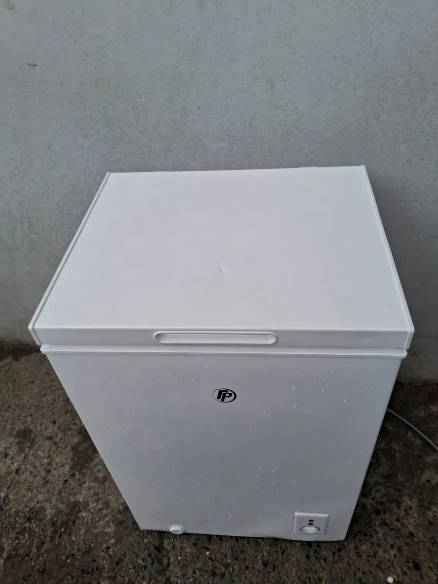 CHEST FREEZER FOR SALE - Image 2