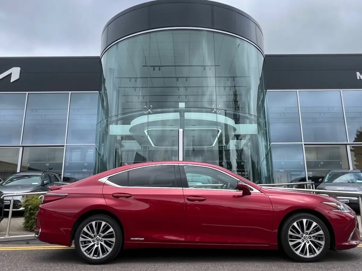 Lexus ES **Reserved**Free Road Tax*, TEs300H Mint - Image 1