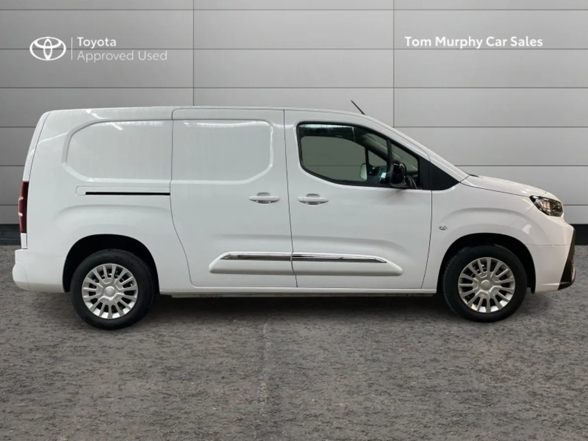 Toyota Proace City 1.5 GX LWB 1,000kg - Image 3