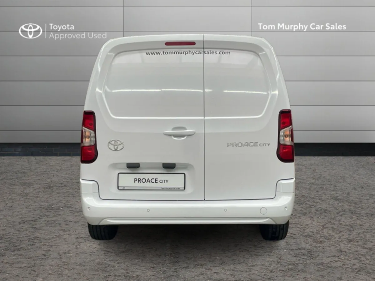 Toyota Proace City 1.5 GX LWB 1,000kg - Image 4