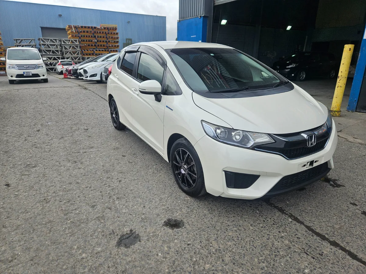 2016 Honda Fit Hybrid Automatic - Image 1