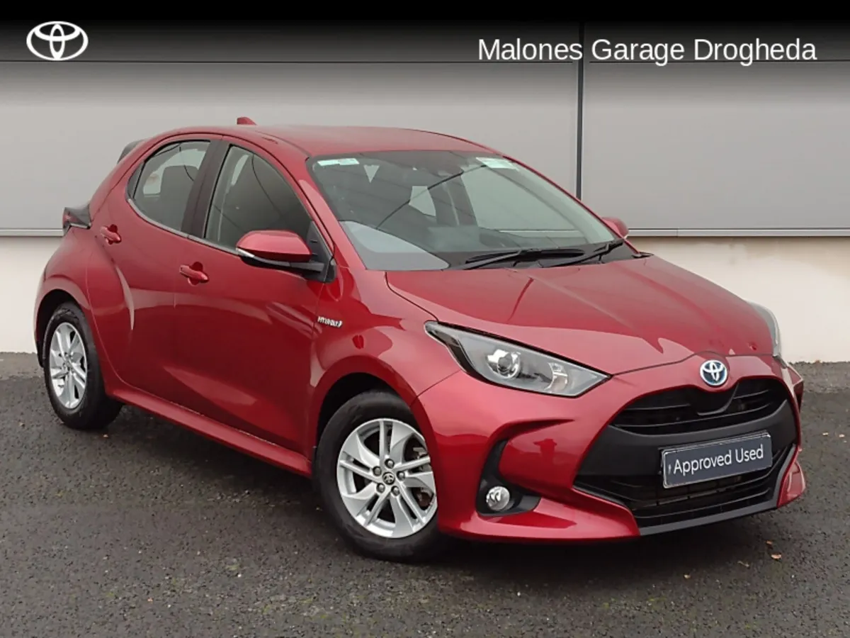 Toyota Yaris 1.5 Hybrid Luna *Fr & Rr Sensors* Cal - Image 1