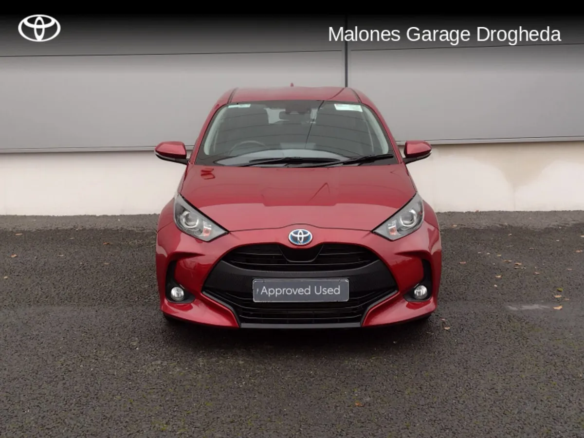 Toyota Yaris 1.5 Hybrid Luna *Fr & Rr Sensors* Cal - Image 3