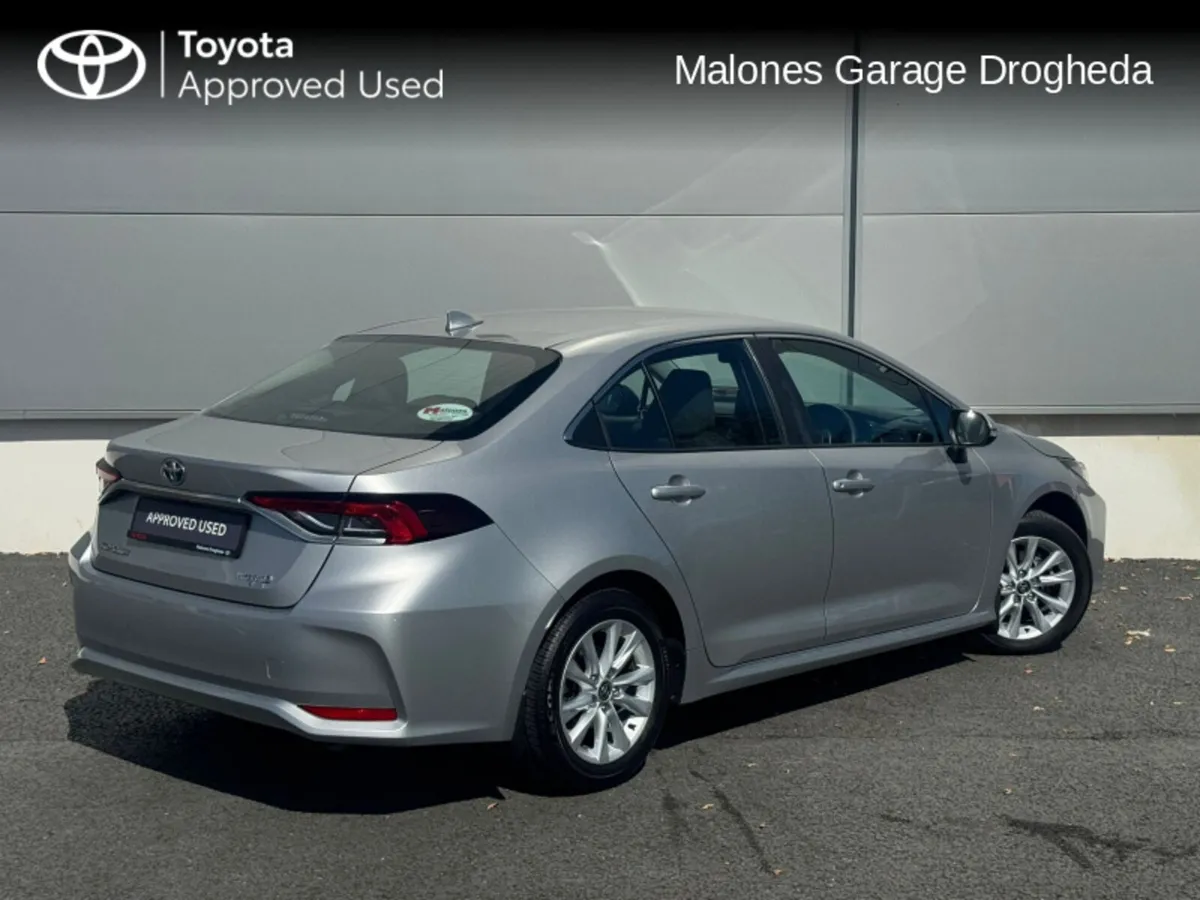 Toyota Corolla 1.8 Hybrid *140hp* Luna Call Now : - Image 2