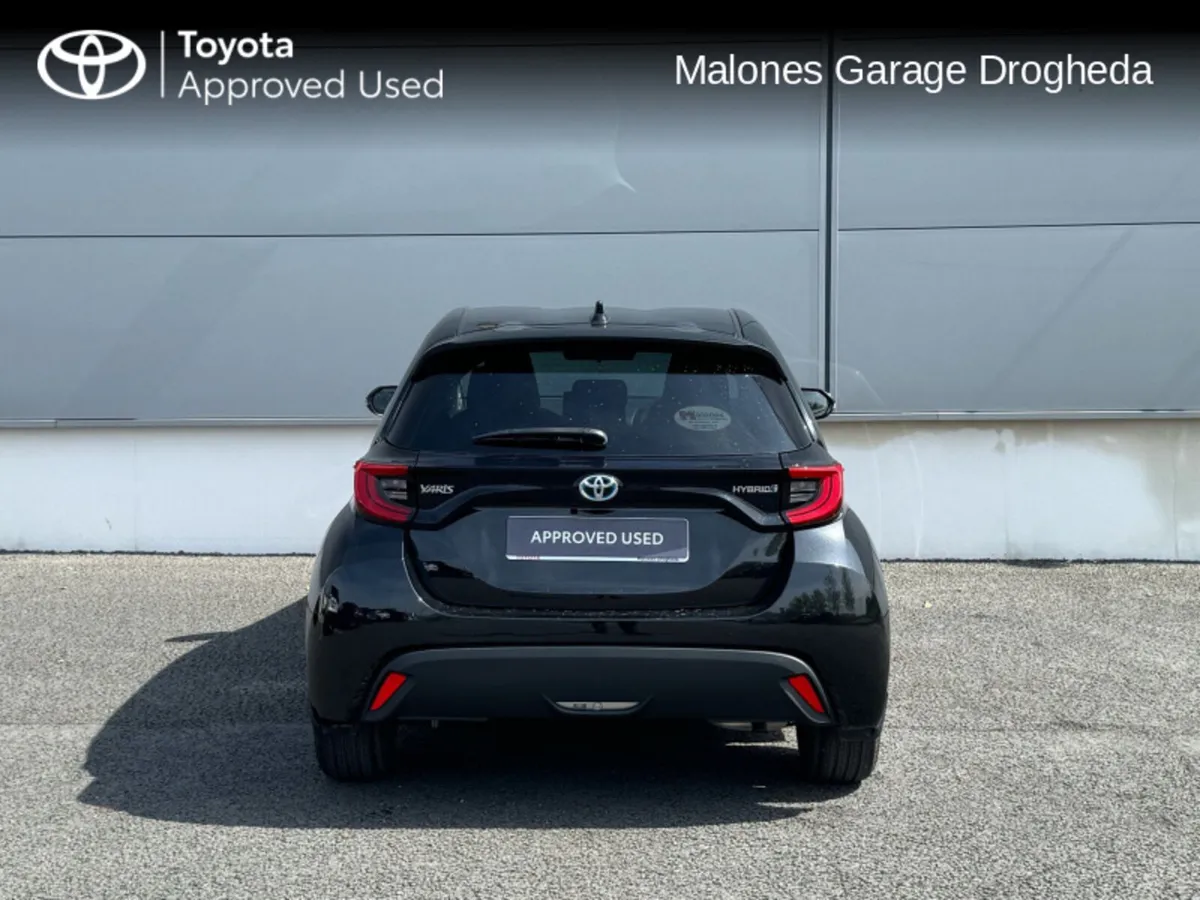 Toyota Yaris 1.5 Hybrid Luna Sport Call Now 041 98 - Image 4