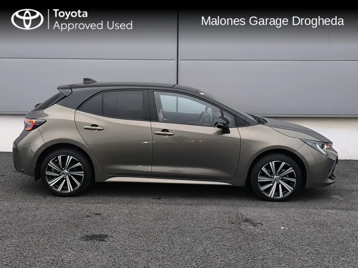 Toyota Corolla 1.8 Hybrid Luna Sport Call Now: 041 - Image 3