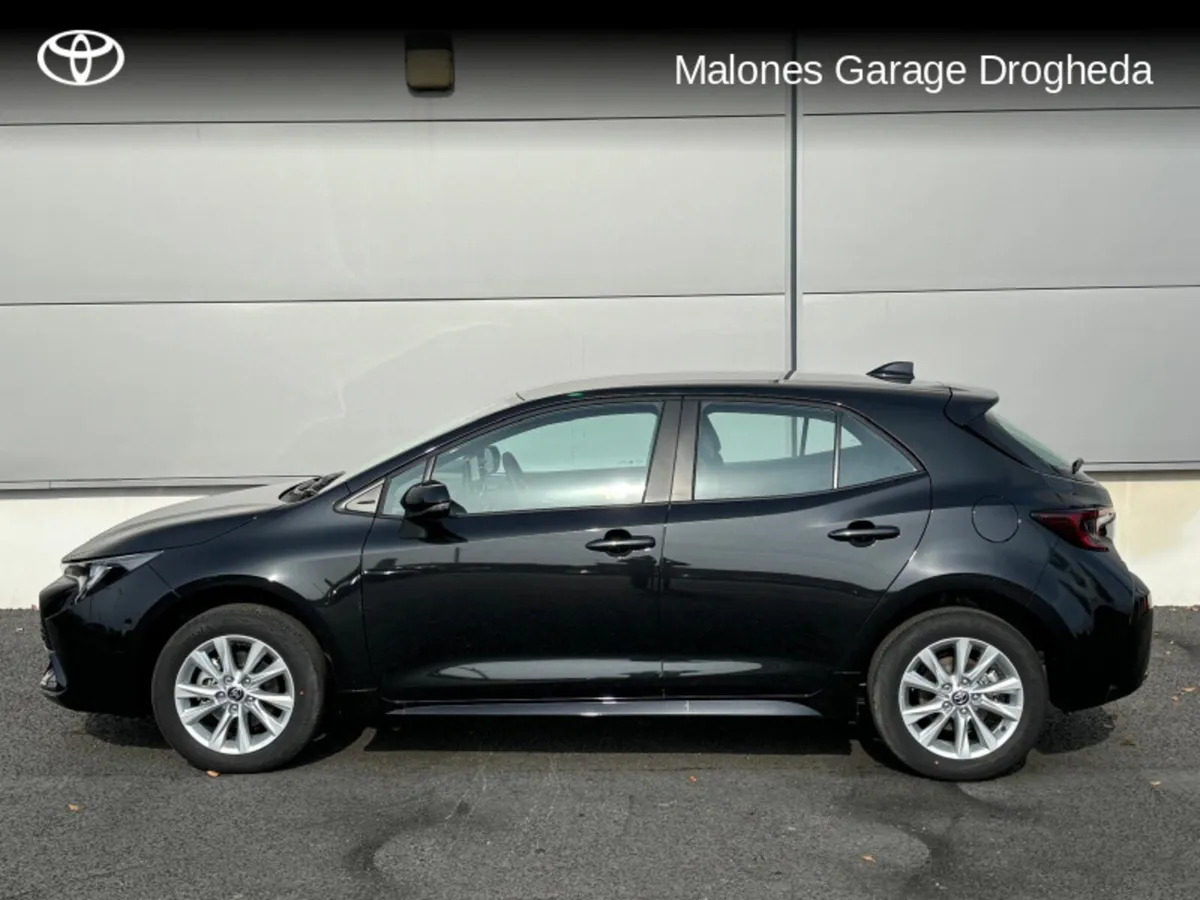 Toyota Corolla 1.8 Hybrid Luna *Demo* Call Now : 0 - Image 2