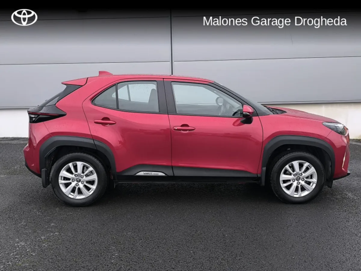 Toyota Yaris Cross 1.5 Hybrid Luna Call Now : 041 - Image 3